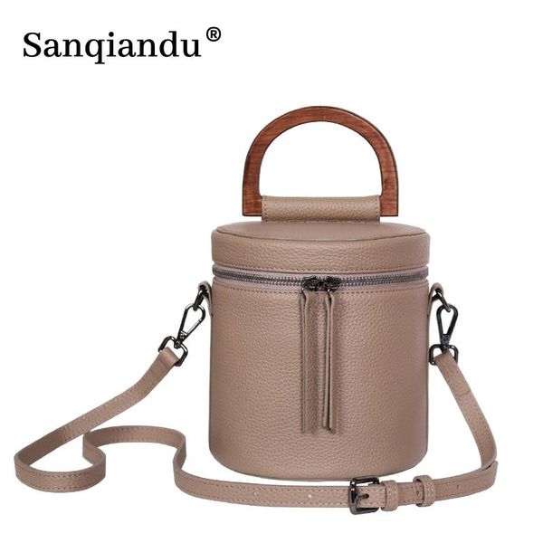 evening bags cylinder design women shoulder genuine leather bucket handbags bag purse fashion ladies crossbody female casual totes
evening bags cylinder design women shoulder genuine leather bucket handbags bag purse fashion ladies crossbody female casual totes