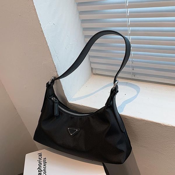 evening bags ins chic nylon shoulder for women 2021 winter vintage desinger travel handbag luxury simple underarm pack small totes bag
evening bags ins chic nylon shoulder for women 2021 winter vintage desinger travel handbag luxury simple underarm pack small totes bag