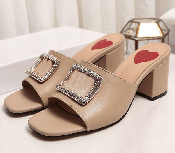 luxury designer chaussures t slippers sandals flat women beach flip flops nonslip shoes chinomos love size 35-42 diamond, Black;grey
luxury designer chaussures t slippers sandals flat women beach flip flops nonslip shoes chinomos love size 35-42 diamond, Black;grey