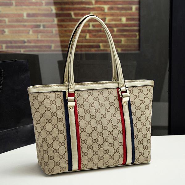 messenger bags messenger bags2021 spring and summer fashion single shoulder versatile canvas women's large simple tote bag
messenger bags messenger bags2021 spring and summer fashion single shoulder versatile canvas women's large simple tote bag