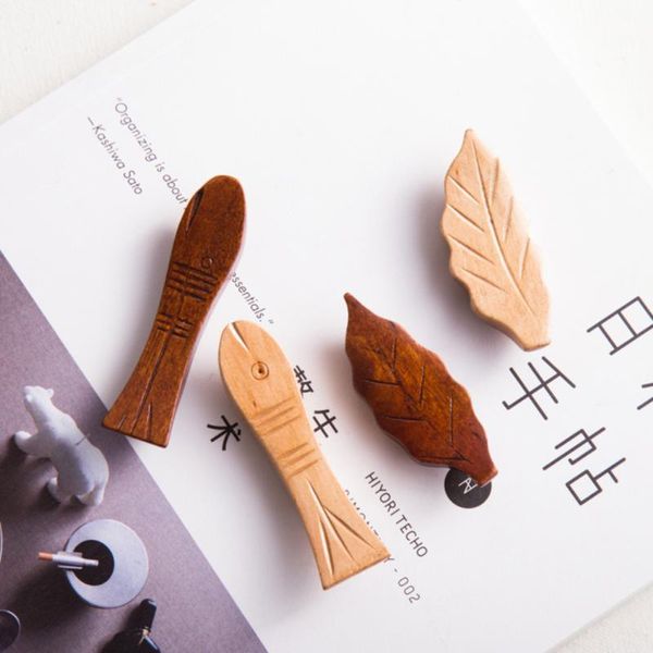 chopsticks fish shape wooden holder knife stand spoon rest fork rack frame art craft dinner tableware kitchen accessories 2021
chopsticks fish shape wooden holder knife stand spoon rest fork rack frame art craft dinner tableware kitchen accessories 2021