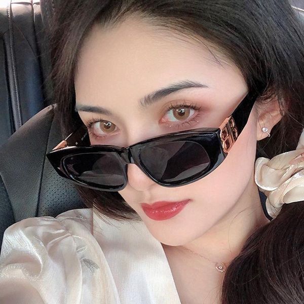 sunglasses 2021 cat eye women men sun glasses personality hollow out brand designer uv400, White;black
sunglasses 2021 cat eye women men sun glasses personality hollow out brand designer uv400, White;black