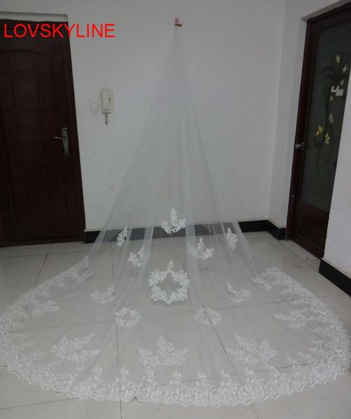 bridal veils 2021 luxury 3 meters full edge with lace bling one layer long wedding veil without comb ivory color, Black
bridal veils 2021 luxury 3 meters full edge with lace bling one layer long wedding veil without comb ivory color, Black