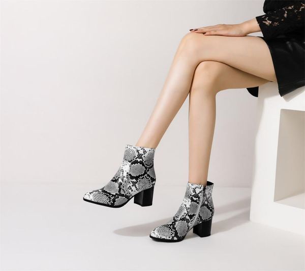boots karin fashion big size 43 leopard square heels elegant office lady modern ankle women shoes booties, Black
boots karin fashion big size 43 leopard square heels elegant office lady modern ankle women shoes booties, Black