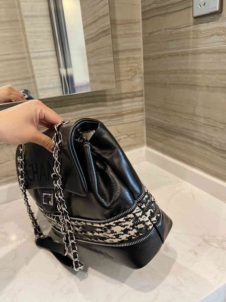 small sweet messenger bag factory hardware fine gold ball adjustable shoulder straps summer style fatty chain bag, head skin
small sweet messenger bag factory hardware fine gold ball adjustable shoulder straps summer style fatty chain bag, head skin