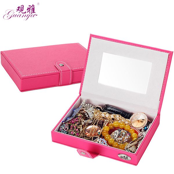 wholesale and retail 2021 fashion protable leather jewelry box jewelry display 5 color large space creative jewelry storage case, Black;white
wholesale and retail 2021 fashion protable leather jewelry box jewelry display 5 color large space creative jewelry storage case, Black;white