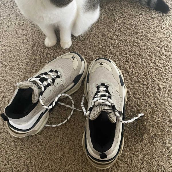 casual designer men shoes walking women comfortable sneakers platform shoes triple s for women 211014, Black;white
casual designer men shoes walking women comfortable sneakers platform shoes triple s for women 211014, Black;white