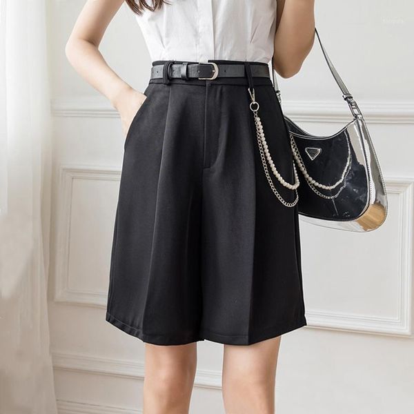 women's shorts ladies straight knee length fashion beading chains elegant blazer belted high waist white black
women's shorts ladies straight knee length fashion beading chains elegant blazer belted high waist white black