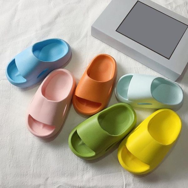 slipper baby slippers boy girl cute candy color home shoes summer children kids soft bottom indoor flip flops, Black;grey
slipper baby slippers boy girl cute candy color home shoes summer children kids soft bottom indoor flip flops, Black;grey