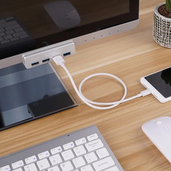 hubs 10-32mm range portable expander data transmission 4 ports universal aluminium alloy usb3.0 hub clip type charging dock splitter
hubs 10-32mm range portable expander data transmission 4 ports universal aluminium alloy usb3.0 hub clip type charging dock splitter