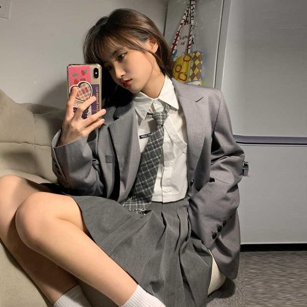 women's suits & blazers spring suit 2021 loose fitting coat foreign style shirt college pleated skirt fashion three piece set, White;black
women's suits & blazers spring suit 2021 loose fitting coat foreign style shirt college pleated skirt fashion three piece set, White;black