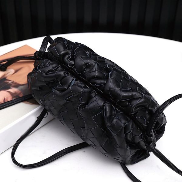 evening bags shoulder bag messenger simple luxury fashion all-match dumpling female lipstick wallet brand-name
evening bags shoulder bag messenger simple luxury fashion all-match dumpling female lipstick wallet brand-name