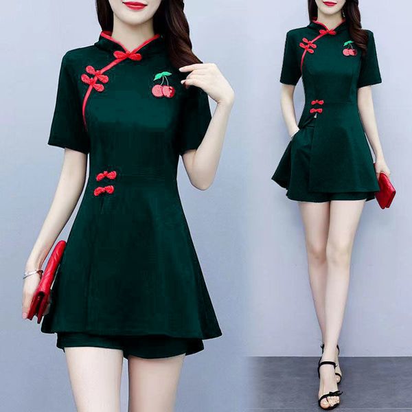 luxury cheongsam suit xia xian thin shorts foreign style large cheongsam two-piece suit black green red women's drs, Blue;red
luxury cheongsam suit xia xian thin shorts foreign style large cheongsam two-piece suit black green red women's drs, Blue;red