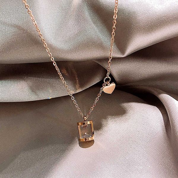 necklace, creative hourglass pendant, titanium steel, precious jewelry, rose gold, chain, Silver
necklace, creative hourglass pendant, titanium steel, precious jewelry, rose gold, chain, Silver