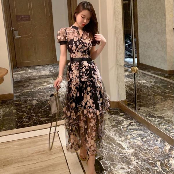 casual dresses runway designer flower embroidery sequined mesh lace 2021 summer women short sleeve layer cake long party wedding 1, Black;gray
casual dresses runway designer flower embroidery sequined mesh lace 2021 summer women short sleeve layer cake long party wedding 1, Black;gray