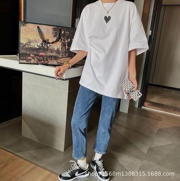 women's t-shirt white letter print casual short sleeve summer for women 2021 vintage loose o neck fashion streetwear korean style
women's t-shirt white letter print casual short sleeve summer for women 2021 vintage loose o neck fashion streetwear korean style