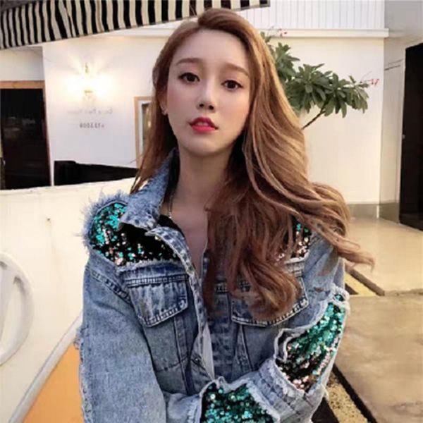 women's jackets 2021 autumn sequins spliced denim jacket for women loose fashion harajuku bf short jean coat female vintage holes, Black;brown
women's jackets 2021 autumn sequins spliced denim jacket for women loose fashion harajuku bf short jean coat female vintage holes, Black;brown
