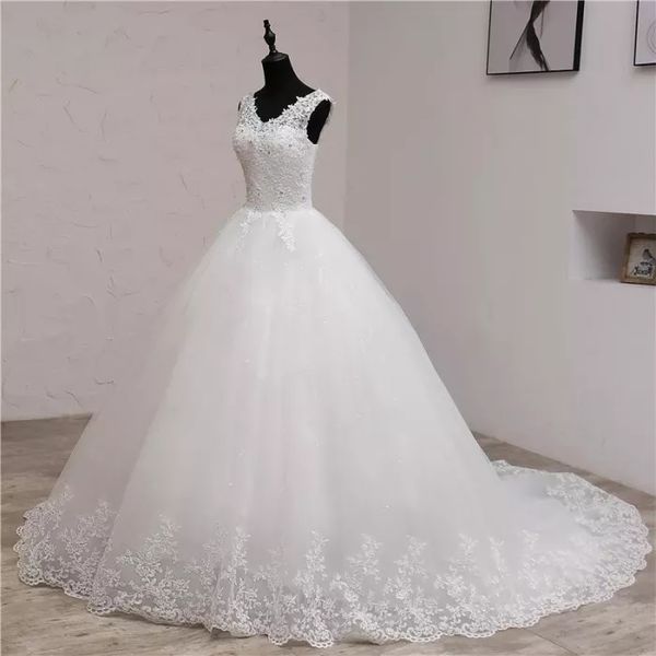 real images v neck wedding dress appliqued bridal gowns sleeveless ball gown party dresses in stock, White
real images v neck wedding dress appliqued bridal gowns sleeveless ball gown party dresses in stock, White