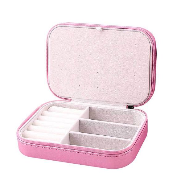 double layers pu jewelry box portable rings earrings ear stud jewelry casket, Black;white
double layers pu jewelry box portable rings earrings ear stud jewelry casket, Black;white