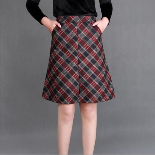 skirts 2021 fashion autumn winter women skirt female high waist plaid slim plus size woolen ly248, Black
skirts 2021 fashion autumn winter women skirt female high waist plaid slim plus size woolen ly248, Black