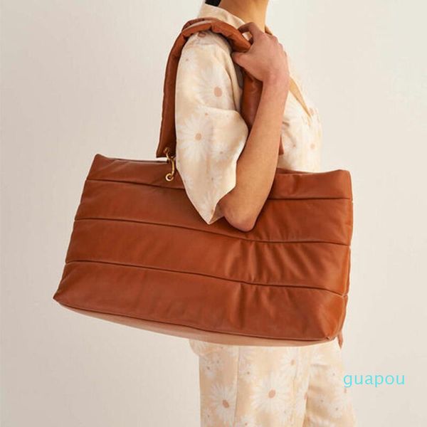 evening bags woman retro simple soft down stuffed pu leather personality all-match crossbody shoulder bag fashion tide
evening bags woman retro simple soft down stuffed pu leather personality all-match crossbody shoulder bag fashion tide