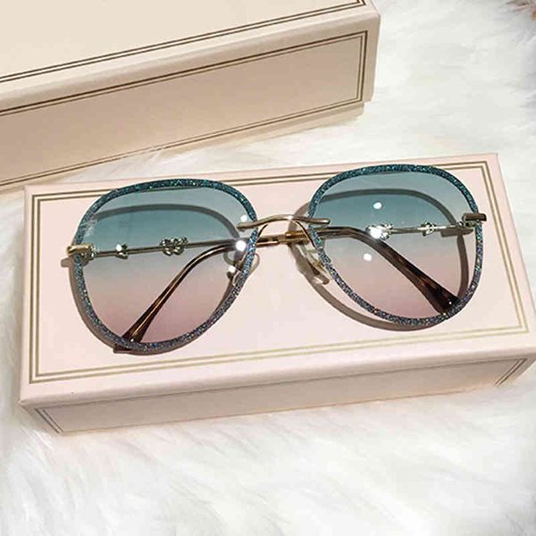 sunglasses finger random legend crystal shiny for women fashion pill gradient elegant oval female, White;black
sunglasses finger random legend crystal shiny for women fashion pill gradient elegant oval female, White;black