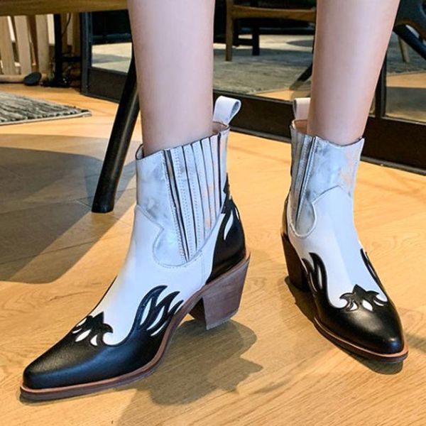 boots 2021 winter big size 44 3d print slip-on pointed toe chunky heel women ankle fashion short booties for ladies, Black
boots 2021 winter big size 44 3d print slip-on pointed toe chunky heel women ankle fashion short booties for ladies, Black
