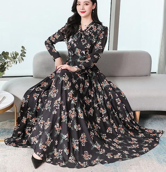 casual dresses 2021 spring summer arrival bohemian style bow collar flower printed women chiffon long dress, Black;gray
casual dresses 2021 spring summer arrival bohemian style bow collar flower printed women chiffon long dress, Black;gray