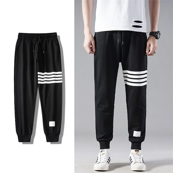 four bar casual t b nine point sports fashion brand korean small foot binding trend striped pants, Black
four bar casual t b nine point sports fashion brand korean small foot binding trend striped pants, Black
