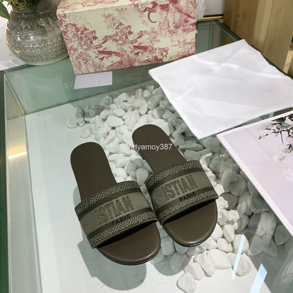 dress shoes women's wear fashion net red, the same flip flop flat bottom sandals, Black
dress shoes women's wear fashion net red, the same flip flop flat bottom sandals, Black