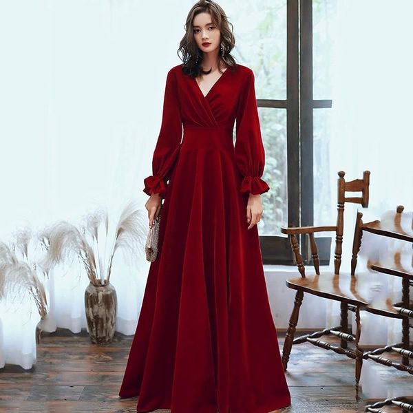ethnic clothing velour burgundy v-neck qipao lantern sleeve pleated cheongsams chinese evening party dresses maxi women elegant vestidos gow, Red
ethnic clothing velour burgundy v-neck qipao lantern sleeve pleated cheongsams chinese evening party dresses maxi women elegant vestidos gow, Red