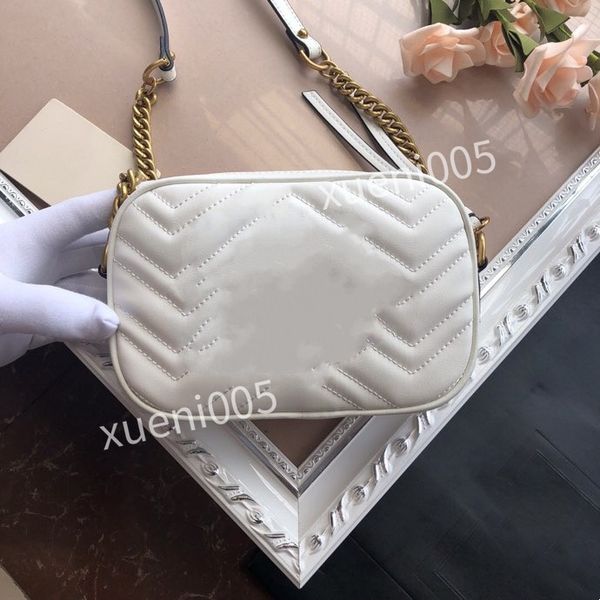g bag wallets mens purse 2021 short clip zippy women classic whosale ale spring summer fashion single double zippers fold purses solid color, Red;black
g bag wallets mens purse 2021 short clip zippy women classic whosale ale spring summer fashion single double zippers fold purses solid color, Red;black