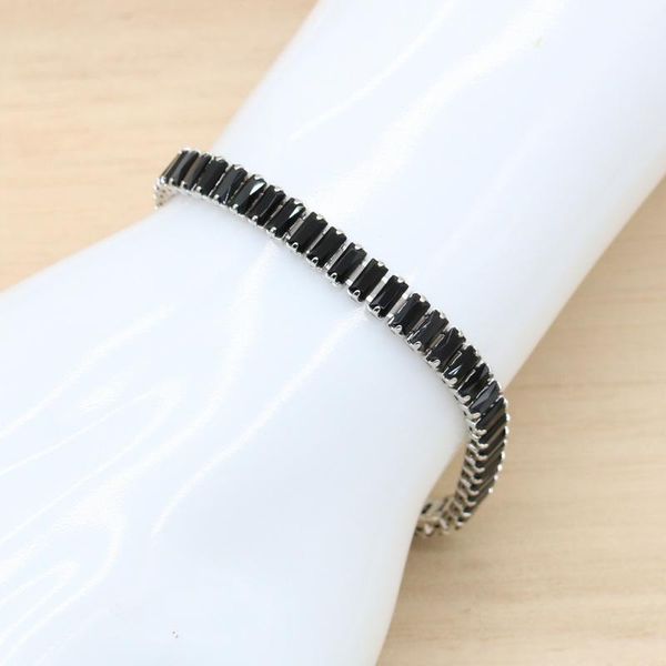 link, chain classic black zirconia silver color bracelet for women birthday wedding jewelry 4 colors available 20cm
link, chain classic black zirconia silver color bracelet for women birthday wedding jewelry 4 colors available 20cm