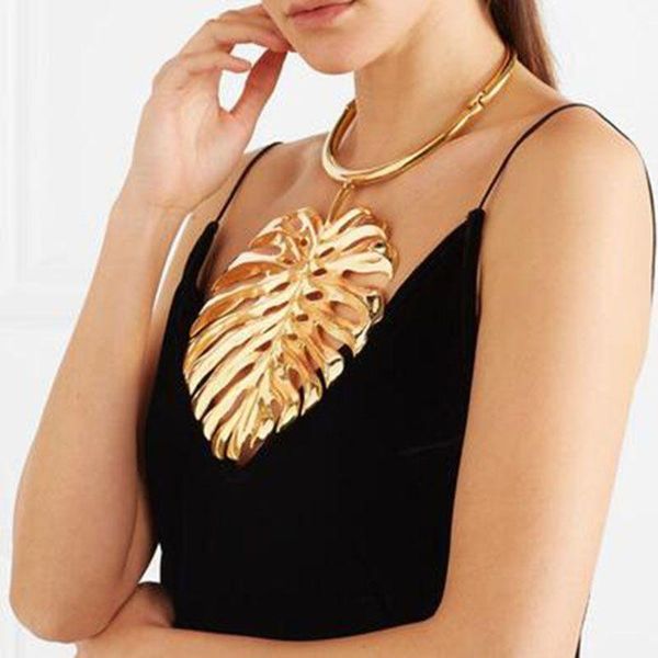 punk style heavy metal necklace hollow large leaf pendant clavicle chain jewellery gifts for women girls necklaces, Silver
punk style heavy metal necklace hollow large leaf pendant clavicle chain jewellery gifts for women girls necklaces, Silver