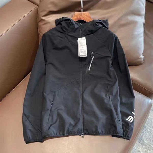 designer men's jacket, leisure style, sports style, european and american mainstream warm and windproof, fashionable and generous, Black;brown
designer men's jacket, leisure style, sports style, european and american mainstream warm and windproof, fashionable and generous, Black;brown