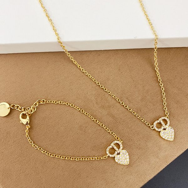 70% off family dijia new letter necklace bracelet women's fashion love suit, Golden;silver
70% off family dijia new letter necklace bracelet women's fashion love suit, Golden;silver