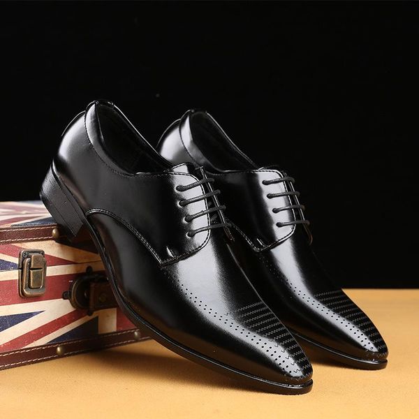 formal dress classic shoes men leather italian black office fashion zapatos oxford hombre sapato social 2021
formal dress classic shoes men leather italian black office fashion zapatos oxford hombre sapato social 2021