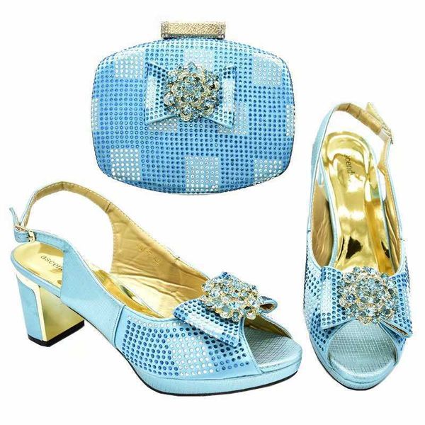 2021 buckle thick heel fashion sandals large versatile rubber fish mouth pointed with bag, Black
2021 buckle thick heel fashion sandals large versatile rubber fish mouth pointed with bag, Black