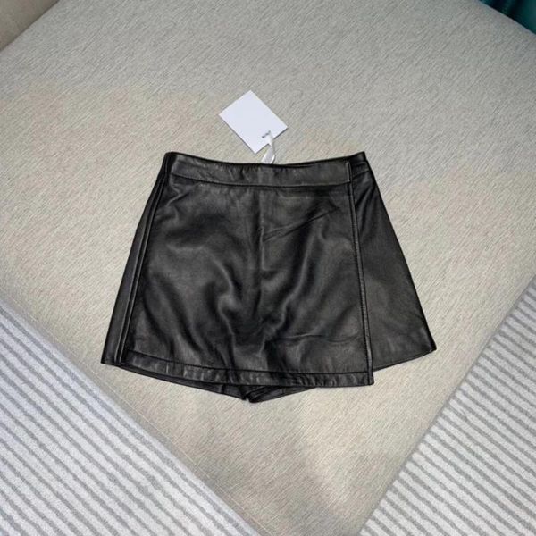 high waist 100% sheepskin shorts for women 2021 fashion high-end designer black leather skirt women's, White;black
high waist 100% sheepskin shorts for women 2021 fashion high-end designer black leather skirt women's, White;black