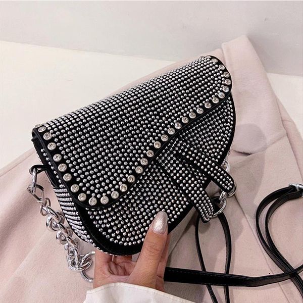 cross body pu leather women luxury designer handbags 2021 girl shopper fashion rhinestone chain saddle bags messenger
cross body pu leather women luxury designer handbags 2021 girl shopper fashion rhinestone chain saddle bags messenger