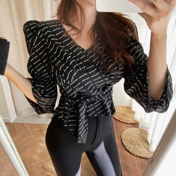 women's jumpsuits & rompers shirts fashion ladies puff sleeve deep v women blouse elegant female stripe plaid shirt office blouses fr78, Black;white
women's jumpsuits & rompers shirts fashion ladies puff sleeve deep v women blouse elegant female stripe plaid shirt office blouses fr78, Black;white