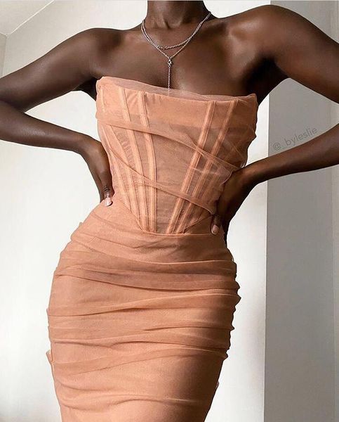 casual dresses 2021 women designer strapless mesh ruched black pink bandage dress evening celebrity chic party vestido, Black;gray
casual dresses 2021 women designer strapless mesh ruched black pink bandage dress evening celebrity chic party vestido, Black;gray