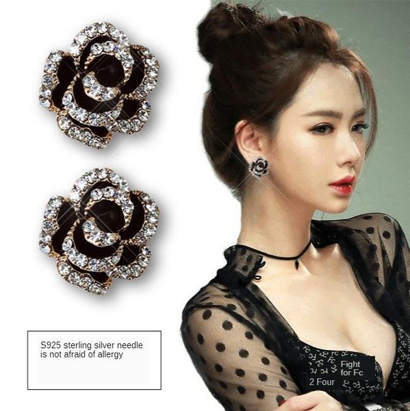 stud korean style rose crystal earrings cute cherry temperament female fashion jewelry women push-back, Golden;silver
stud korean style rose crystal earrings cute cherry temperament female fashion jewelry women push-back, Golden;silver
