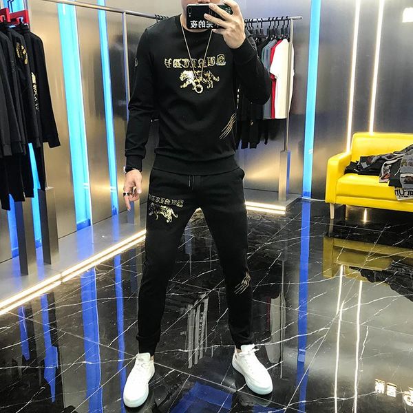 men's tracksuits autumn 2021 round neck sweater casual suit leopard sequin letter drill long sleeve pants 2-piece set, Gray
men's tracksuits autumn 2021 round neck sweater casual suit leopard sequin letter drill long sleeve pants 2-piece set, Gray