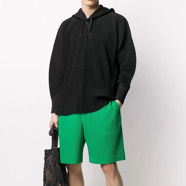 tracksuit miyake fold style men`s fashion hooded collar long sleeve soild hoody, Gray
tracksuit miyake fold style men`s fashion hooded collar long sleeve soild hoody, Gray