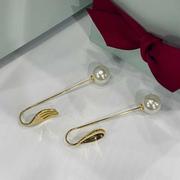 hef jewelry original dessert tableware earrings women's long temperament pearl earrings 925 sterling silver
hef jewelry original dessert tableware earrings women's long temperament pearl earrings 925 sterling silver