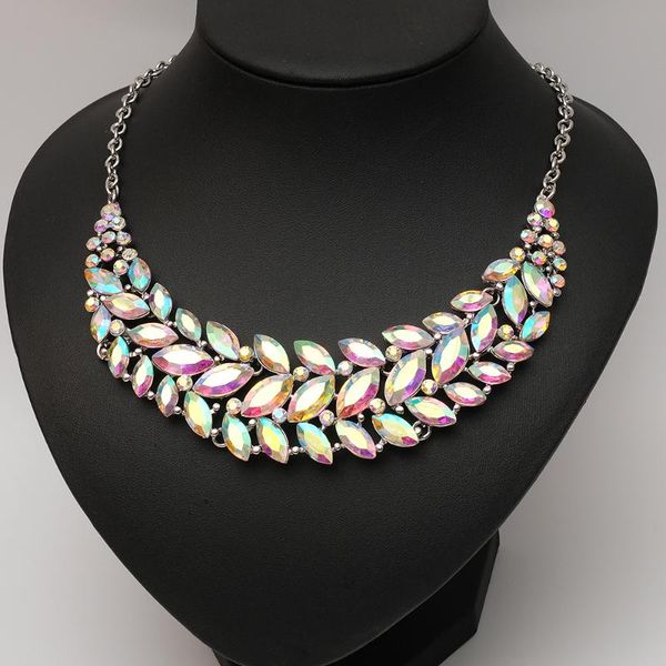 chokers luxury women's crystal statement choker necklace rhinesthone wedding party prom costume bridal jewelry for brides bridesmaids, Golden;silver
chokers luxury women's crystal statement choker necklace rhinesthone wedding party prom costume bridal jewelry for brides bridesmaids, Golden;silver