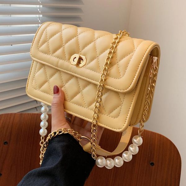evening bags high-quality ladies shoulder bag 2021 trendy pure color foreign style all-match pearl one-shoulder messenger rhomboid
evening bags high-quality ladies shoulder bag 2021 trendy pure color foreign style all-match pearl one-shoulder messenger rhomboid