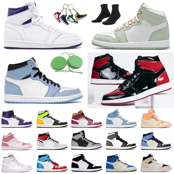 2021 basketball shoes original og jumpman 1 1s men women high court purple university blue seafoam obsidian mid pink crimson tint sports sne
2021 basketball shoes original og jumpman 1 1s men women high court purple university blue seafoam obsidian mid pink crimson tint sports sne