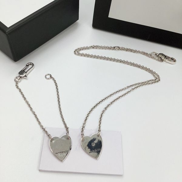 Luxury G fashion brand jewelry Top Designer Necklace Chain Heart Necklaces for Women Original Design Great Quality Love Bracelet Jewelry Supply Wholesale
Luxury G fashion brand jewelry Top Designer Necklace Chain Heart Necklaces for Women Original Design Great Quality Love Bracelet Jewelry Supply Wholesale